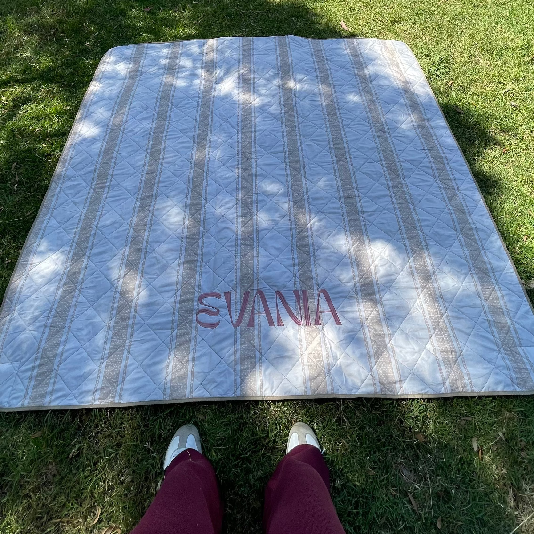 The Evaniia Weighted Picnic Blanket